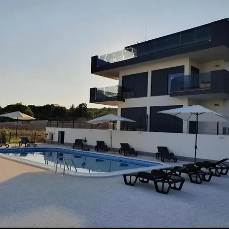 Black&white 아파트 *